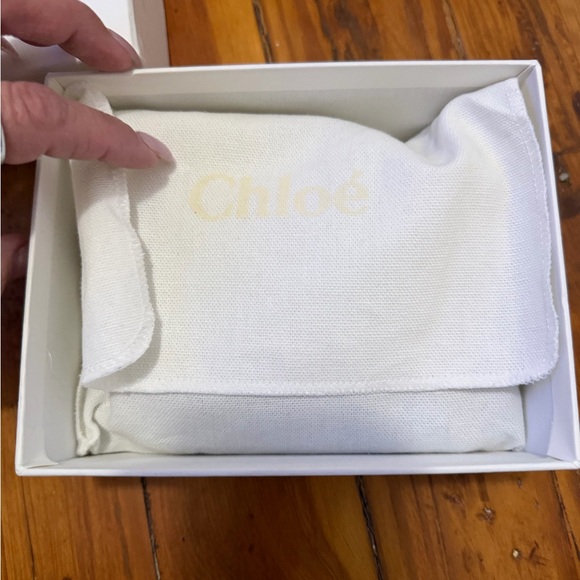 Chloe Black Leather Card Holder with Gold Lock - Picture 4 of 8